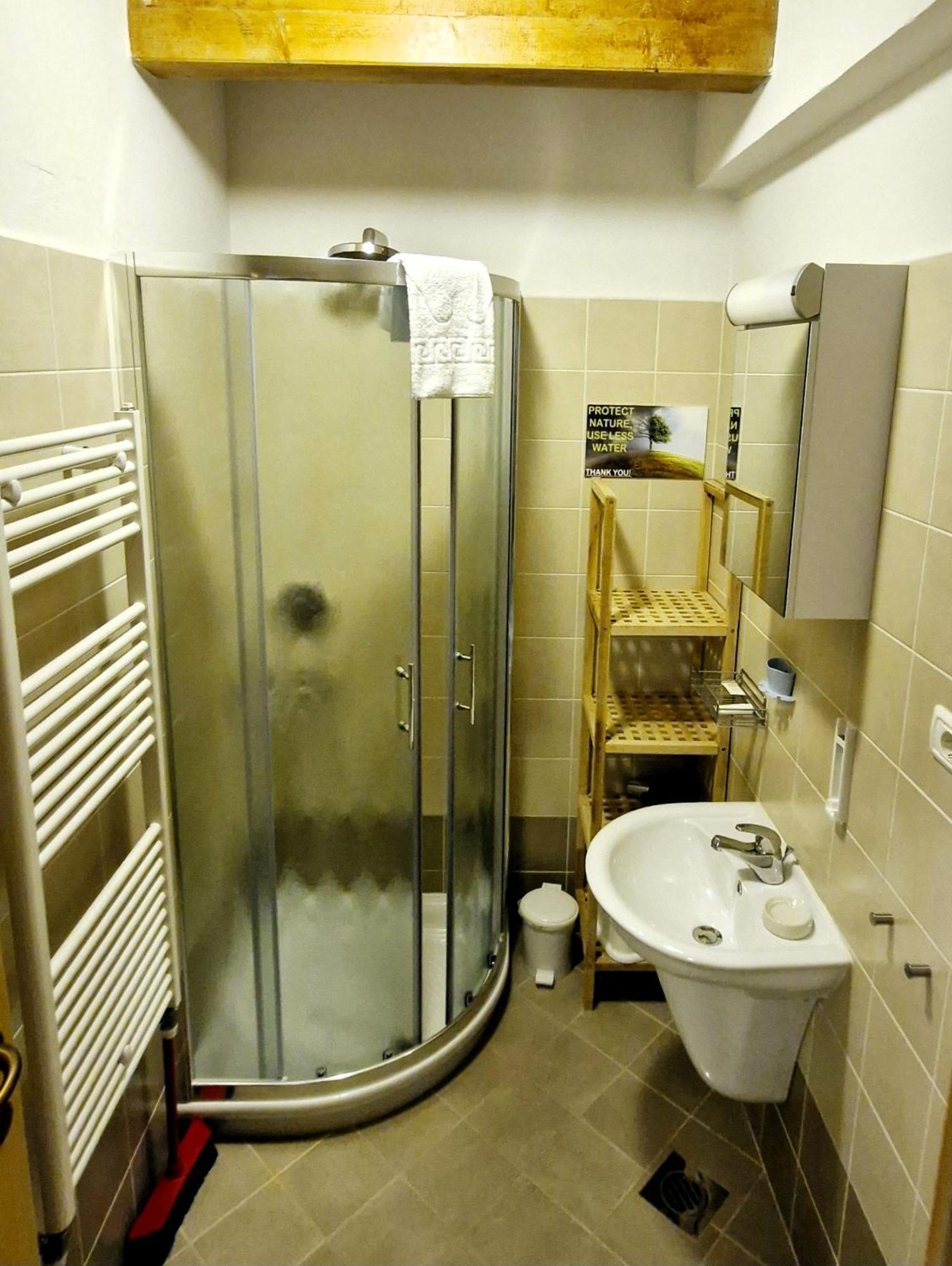 Guesthouse Idila Pod Nanosom เซโนเชเช ภายนอก รูปภาพ